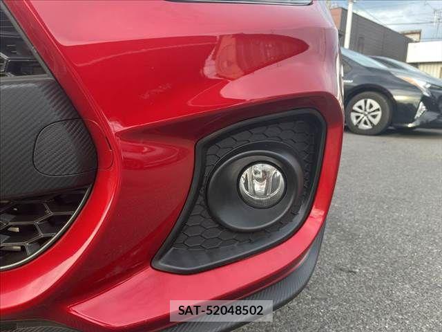Suzuki SWIFT 2021-10 8882454-19