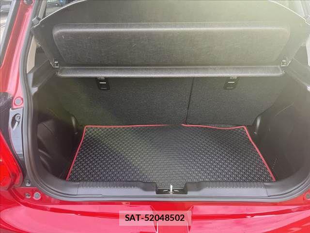 Suzuki SWIFT 2021-10 8882454-5
