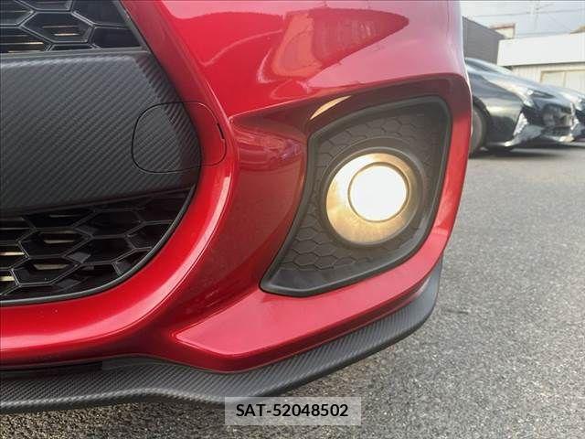 Suzuki SWIFT 2021-10 8882454-8