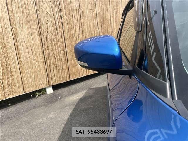 Suzuki SWIFT 2020-06 8882459-24