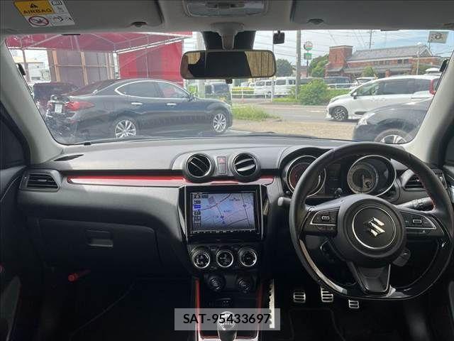 Suzuki SWIFT 2020-06 8882459-2