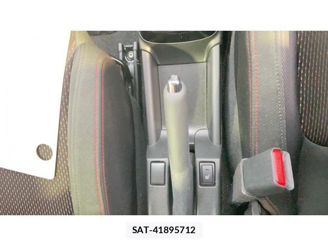 Suzuki SWIFT 2018-11 8882458-10