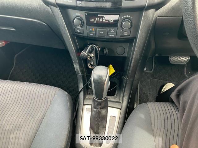 Suzuki SWIFT 2011-10 8882477-16