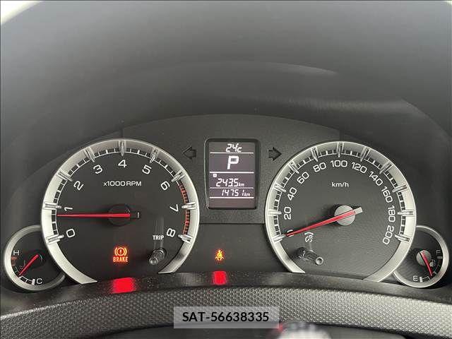 Suzuki SWIFT 2013-03 8882463-26