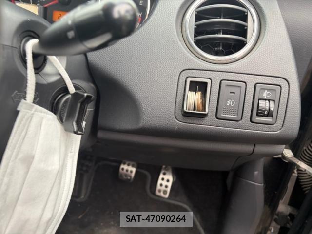 Suzuki SWIFT 2007-10 8882474-13