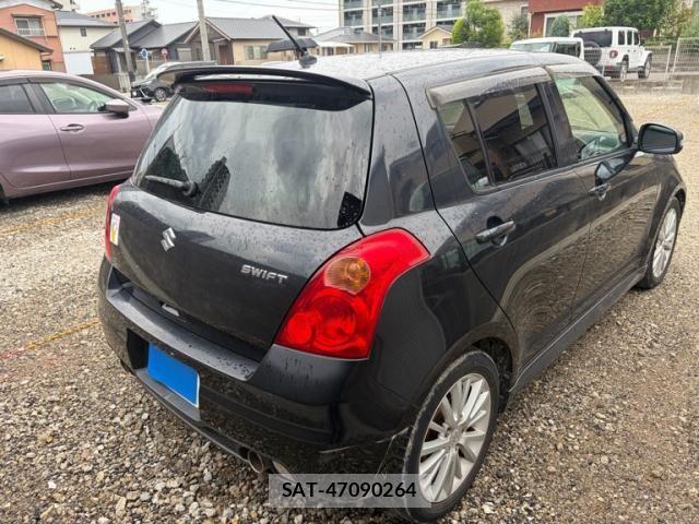 Suzuki SWIFT 2007-10 8882474-2
