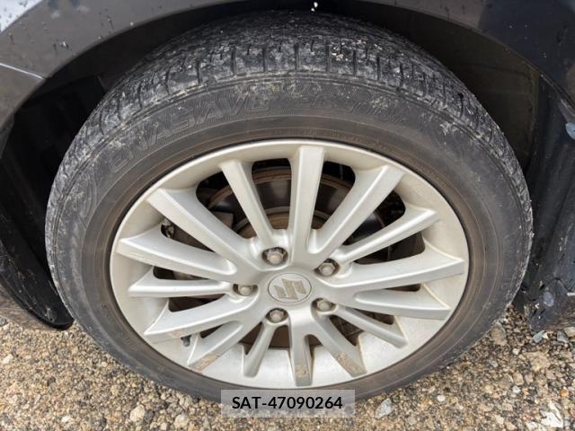 Suzuki SWIFT 2007-10 8882474-5