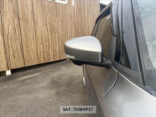 Suzuki SWIFT 2021-10 8882451-22