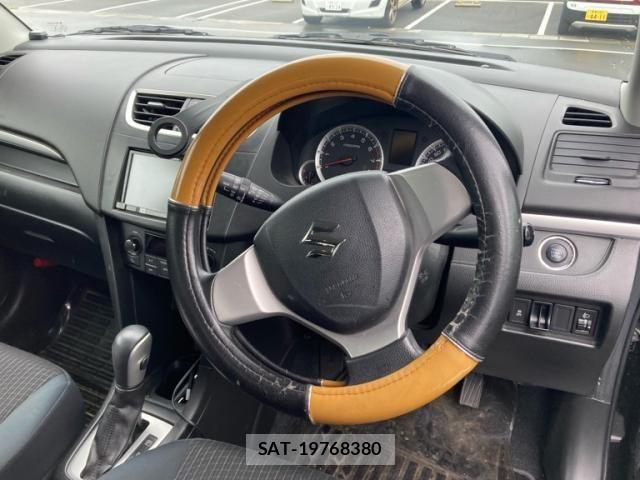 Suzuki SWIFT 2016-05 8882468-15