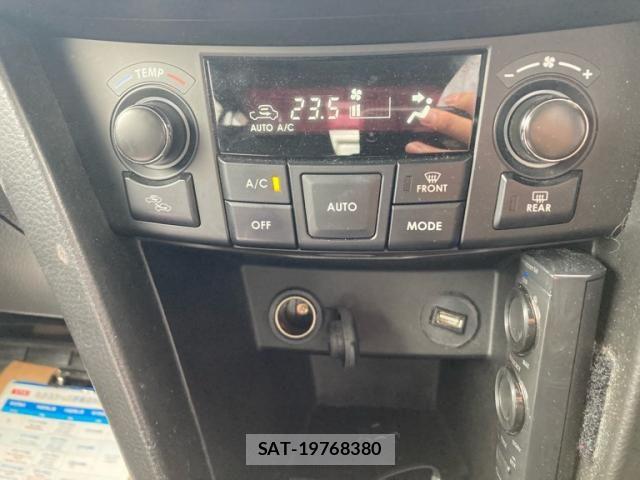 Suzuki SWIFT 2016-05 8882468-20