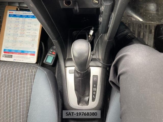 Suzuki SWIFT 2016-05 8882468-21