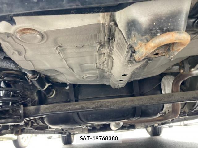 Suzuki SWIFT 2016-05 8882468-5