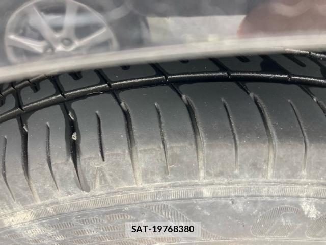 Suzuki SWIFT 2016-05 8882468-6