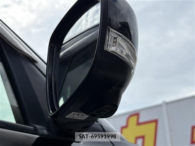 Suzuki SWIFT 2019-02 8882456-12