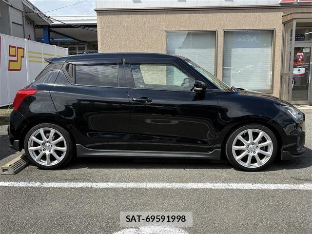 Suzuki SWIFT 2019-02 8882456-3