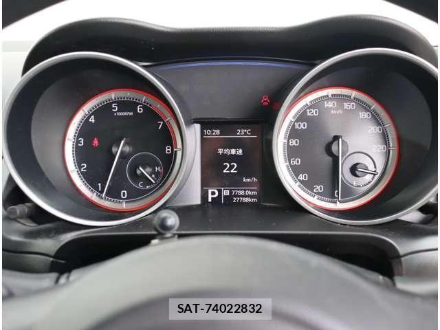 Suzuki SWIFT 2018-06 8882461-17