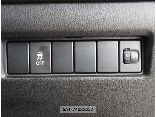 Suzuki SWIFT 2018-06 8882461-19