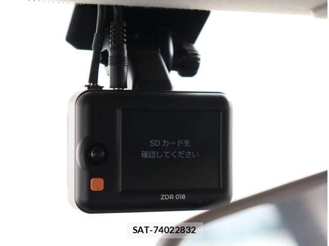 Suzuki SWIFT 2018-06 8882461-4