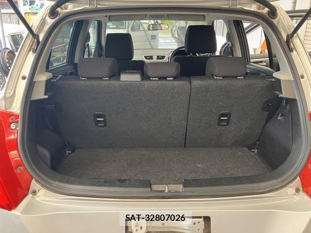 Suzuki SWIFT 2014-07 8884433-11