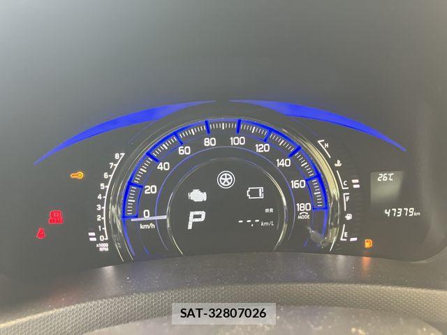 Suzuki SWIFT 2014-07 8884433-17