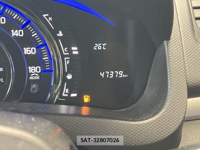 Suzuki SWIFT 2014-07 8884433-18