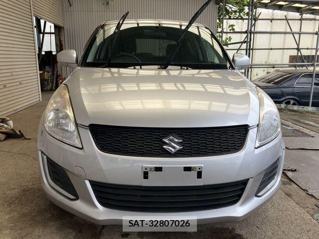 Suzuki SWIFT 2014-07 8884433-4