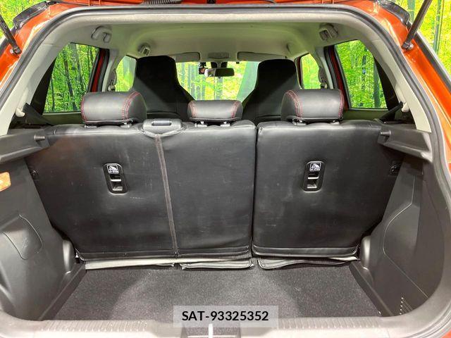 Suzuki SWIFT 2021-02 8884425-9