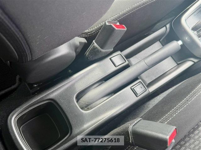 Suzuki SWIFT 2022-02 8884427-17
