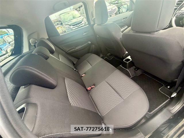 Suzuki SWIFT 2022-02 8884427-23
