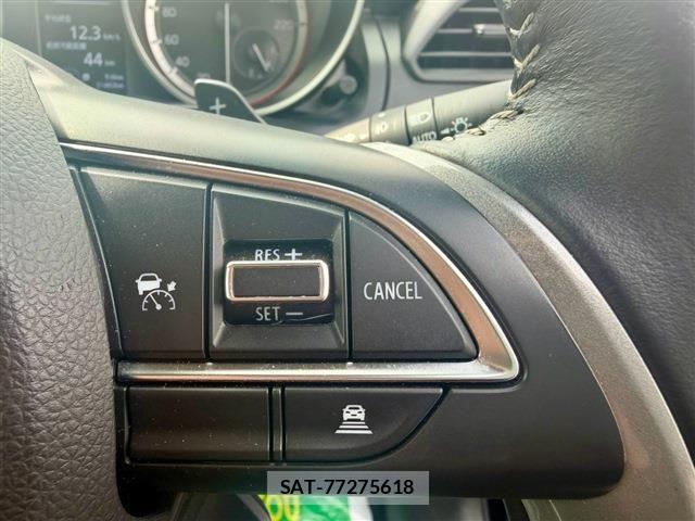 Suzuki SWIFT 2022-02 8884427-7
