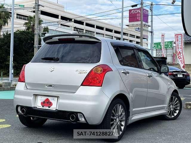 Suzuki SWIFT 2007-03 8884431-2