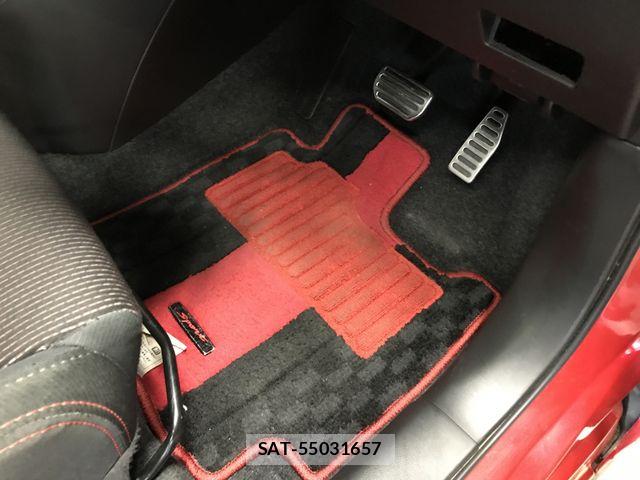 Suzuki SWIFT 2020-10 8884428-27