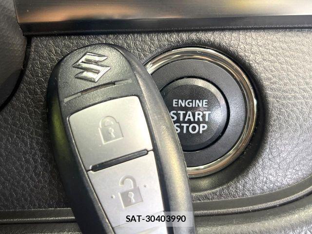 Suzuki SWIFT 2016-02 8884429-5