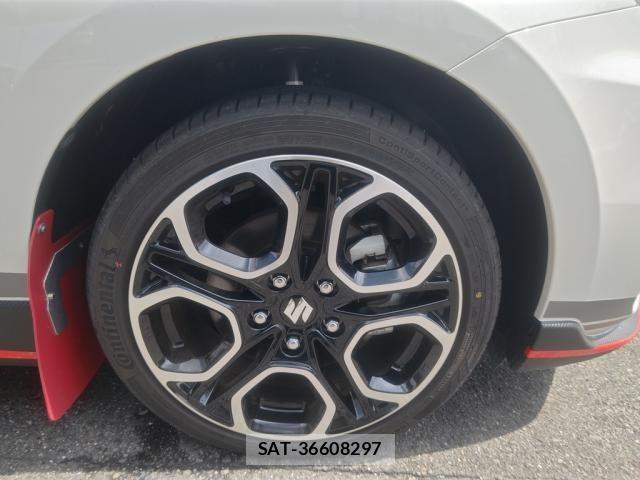 Suzuki SWIFT 2023-05 8884426-17