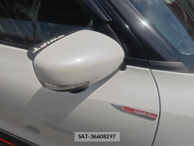 Suzuki SWIFT 2023-05 8884426-18