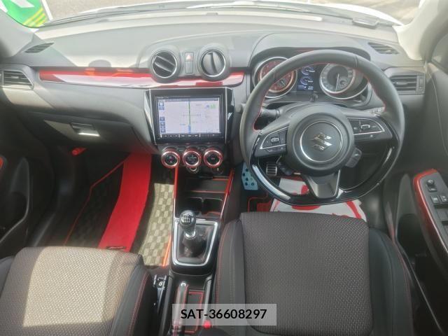 Suzuki SWIFT 2023-05 8884426-27