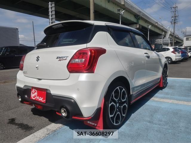 Suzuki SWIFT 2023-05 8884426-2