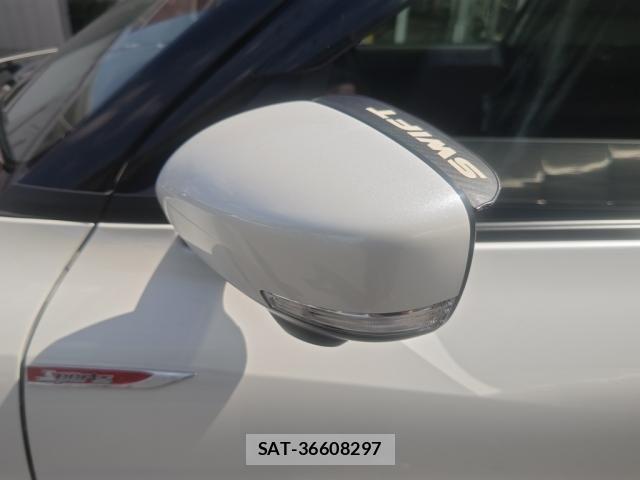 Suzuki SWIFT 2023-05 8884426-7