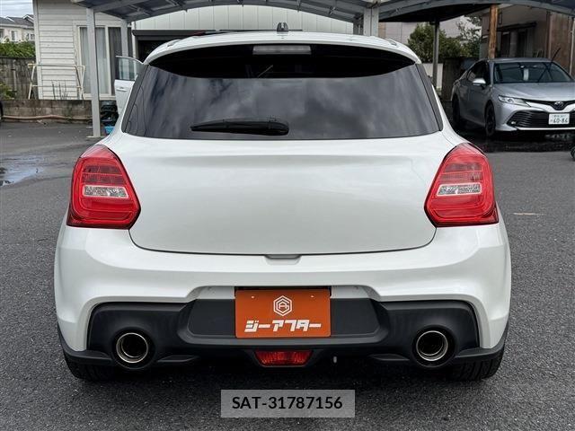 Suzuki SWIFT 2017-11 8884430-9