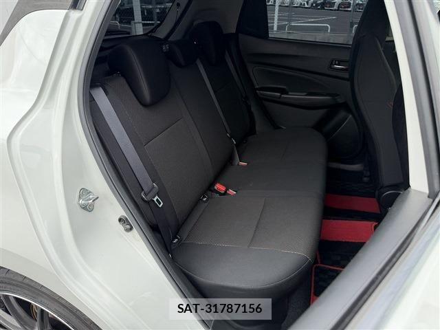 Suzuki SWIFT 2017-11 8884430-15
