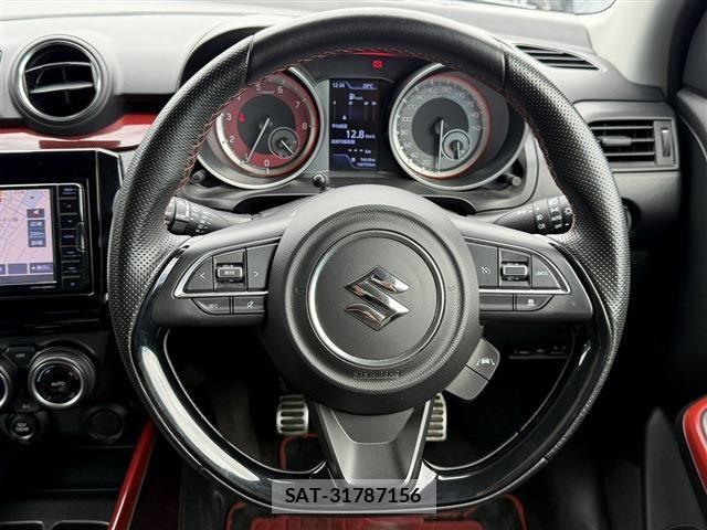 Suzuki SWIFT 2017-11 8884430-17