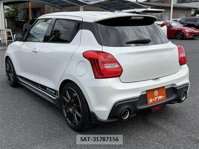 Suzuki SWIFT 2017-11 8884430-22