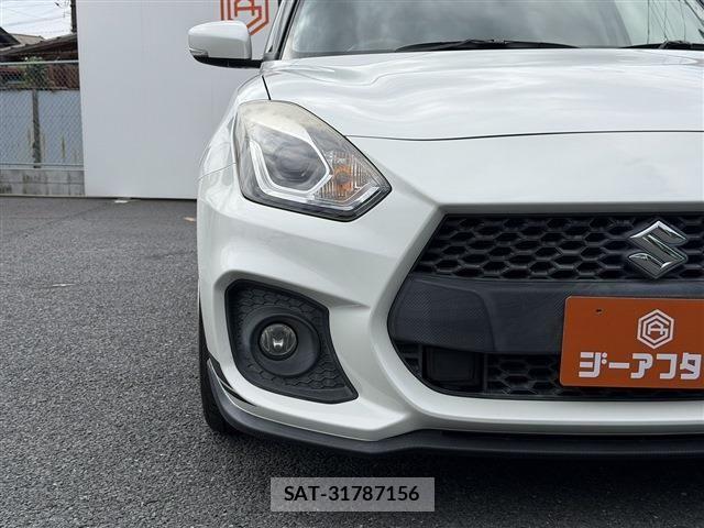 Suzuki SWIFT 2017-11 8884430-26