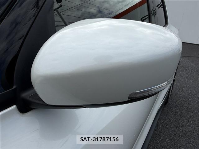 Suzuki SWIFT 2017-11 8884430-28