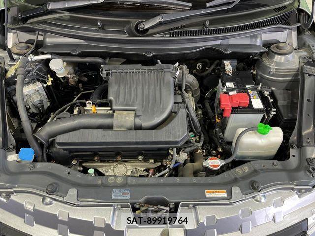 Suzuki SWIFT 2013-09 4331838-17