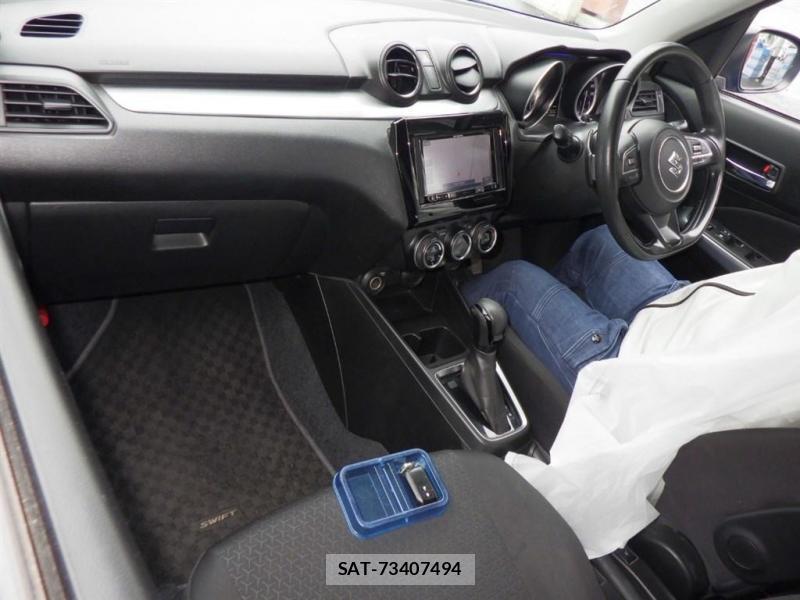 Suzuki SWIFT 2018 976228-4