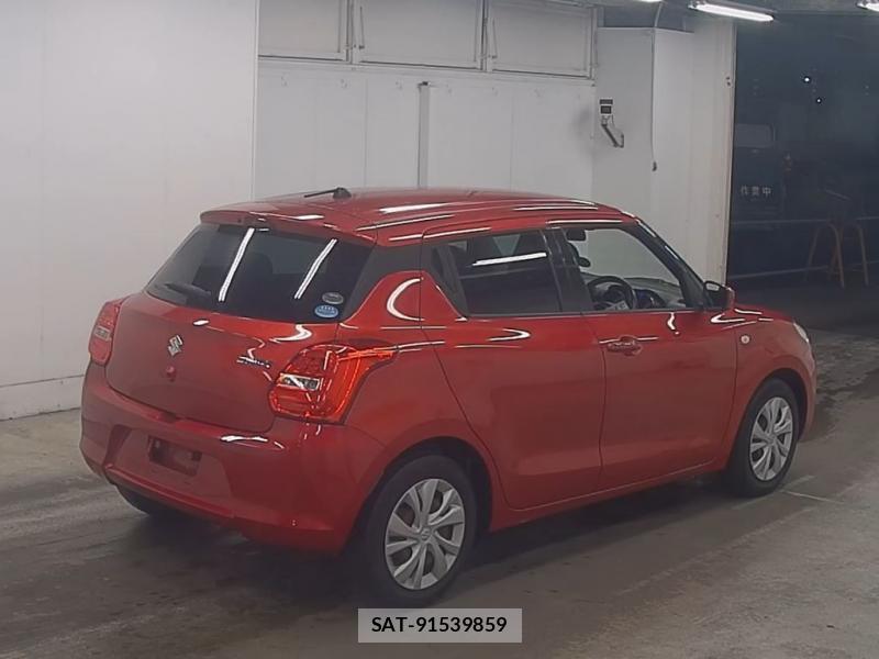 Suzuki SWIFT 2018 1082462-1