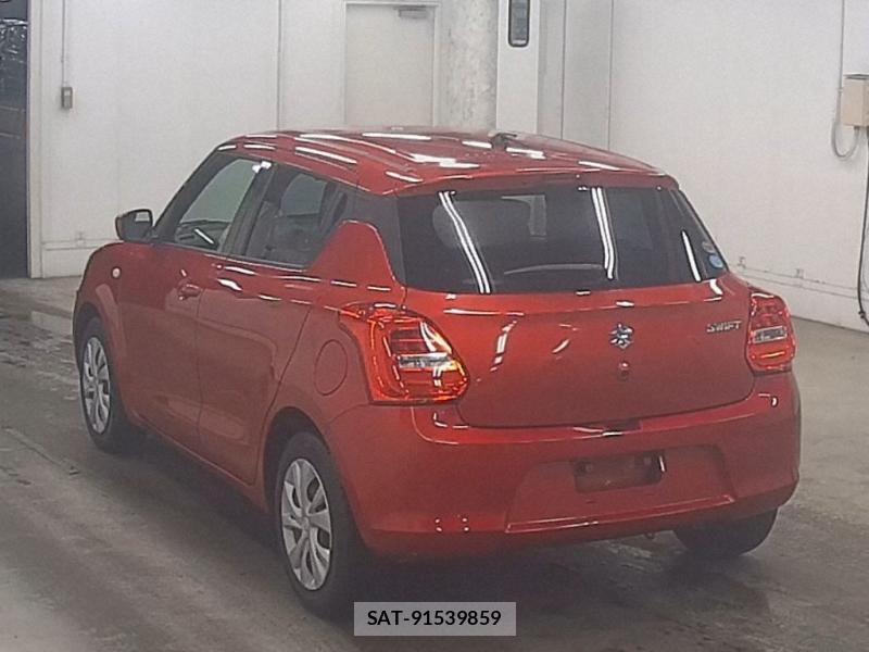 Suzuki SWIFT 2018 1082462-2