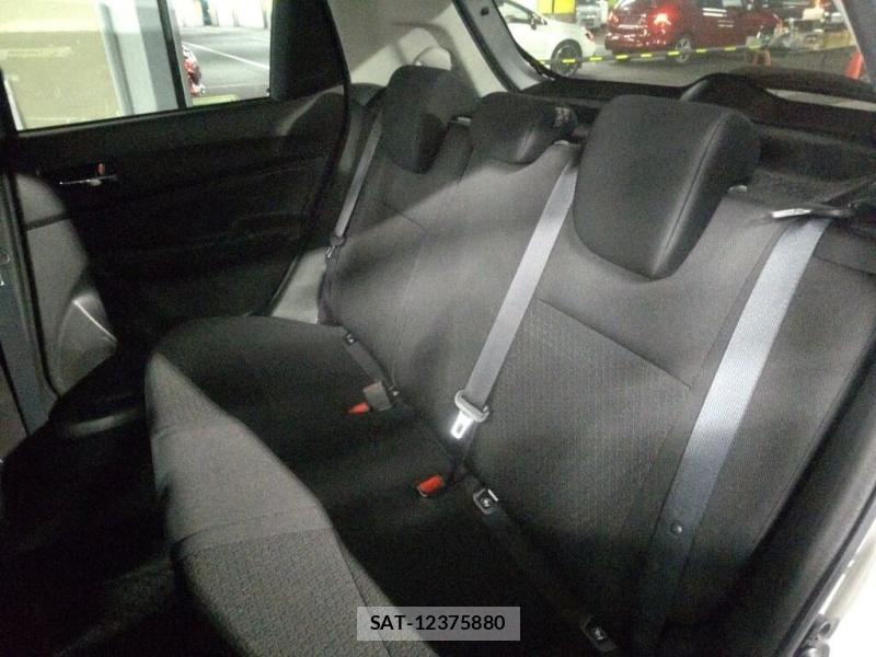 Suzuki SWIFT 2018 1045892-5
