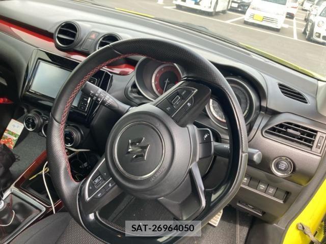 Suzuki SWIFT 2018-08 7225796-11
